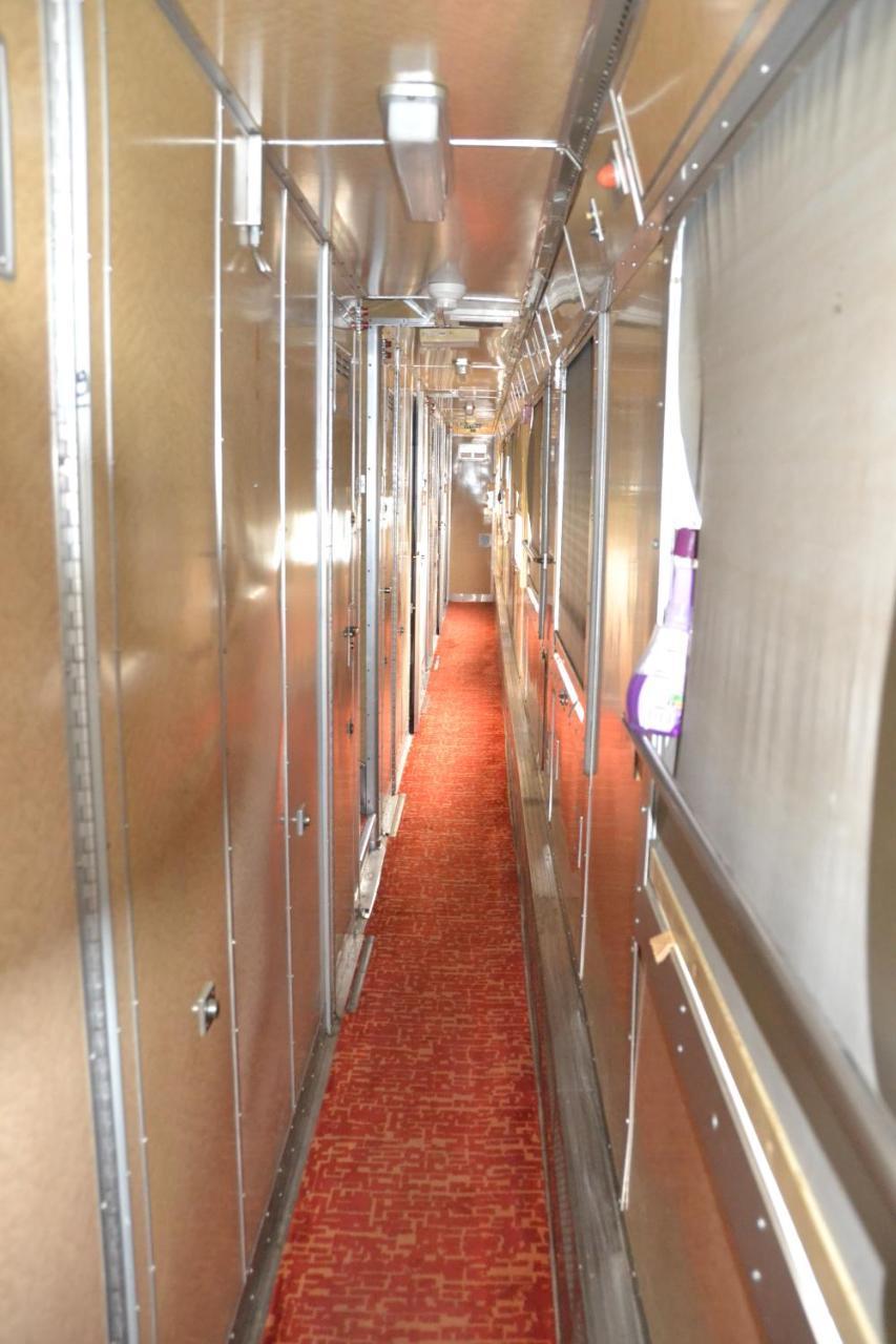 Le Train Des Reves Otel Dracy-Saint-Loup Dış mekan fotoğraf