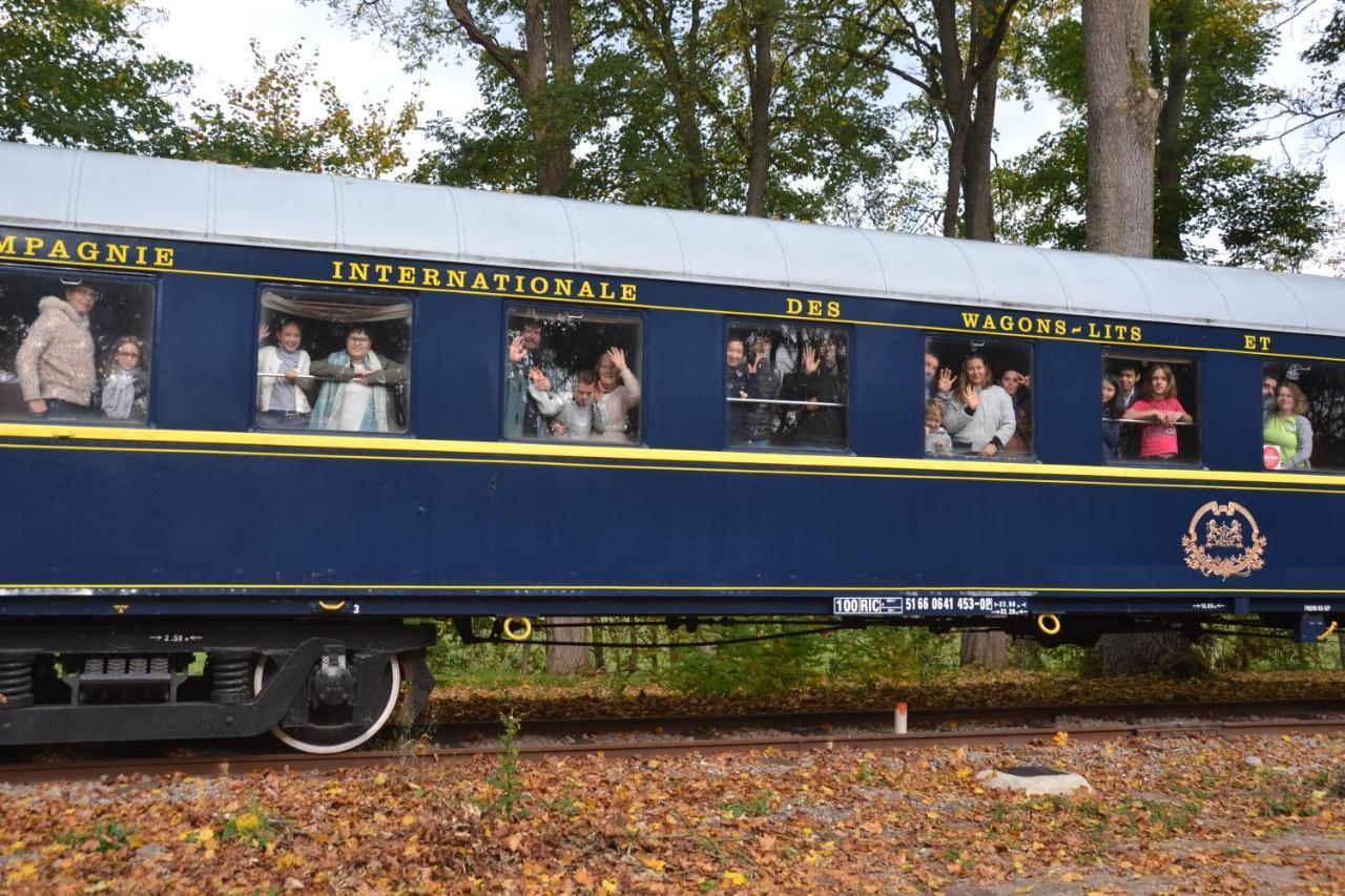 Le Train Des Reves Otel Dracy-Saint-Loup Dış mekan fotoğraf